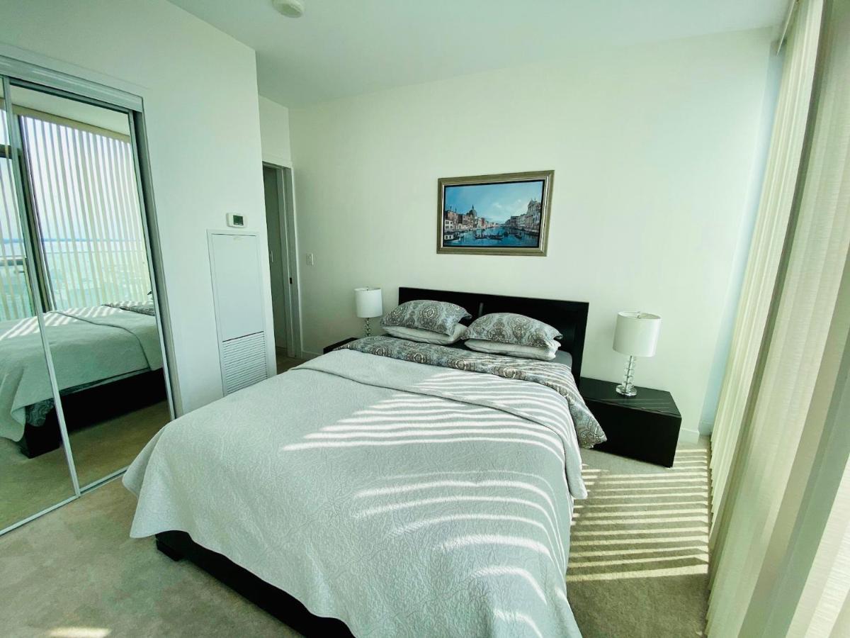 Corporate Suite Toronto Exteriér fotografie