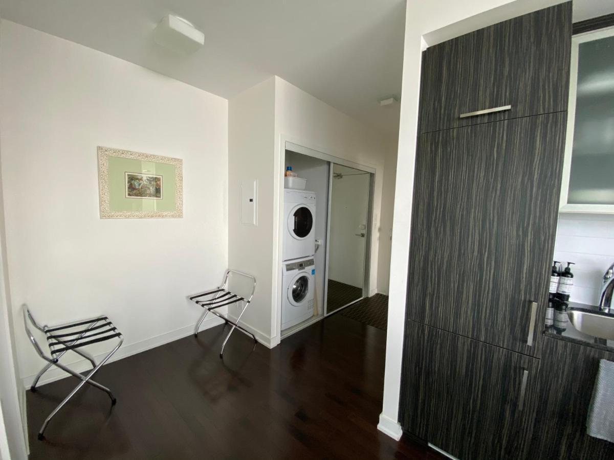 Corporate Suite Toronto Exteriér fotografie